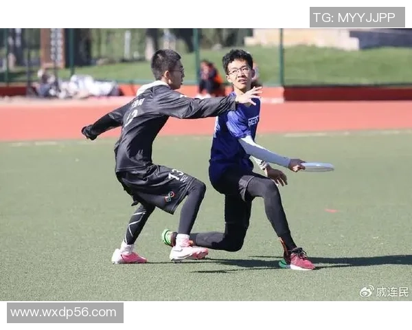 飞盘竞技的魅力与挑战:深入了解北京飞盘队的成长与成就 飞盘竞技的魅力与挑战:深入了解北京飞盘队的成长与成就